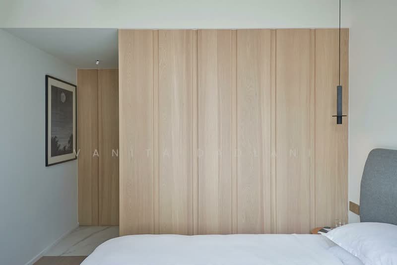 Spring Grove, 53 Grange Road, 2 Bedrooms, 1,012 sqft, Condominium For Sale, by Vanita Dadlani, 500131383 - Bedroom - PropertyGuru.com.sg