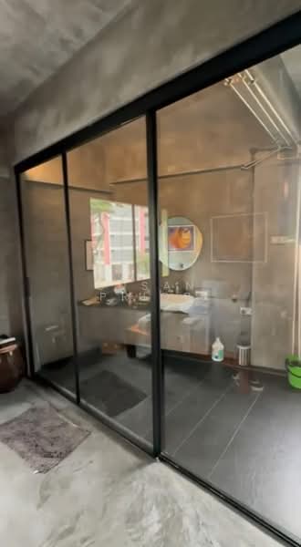Ultra Modern Rangoon 2 Bed, Rangoon Road, 3 Bedrooms, 1,890 sqft, Walk-up Apartment For Rent, by Susan Prior, 500131393 - PropertyGuru.com.sg