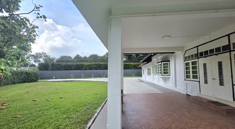 ✰ City-Fringe GCB with Expansive 50m Frontage & Exceptional Rebuild Potential, , 3 Bedrooms, 3,000 sqft, Good Class Bungalow For Sale, by Steve Tay, 500131398 - Exterior - PropertyGuru.com.sg
