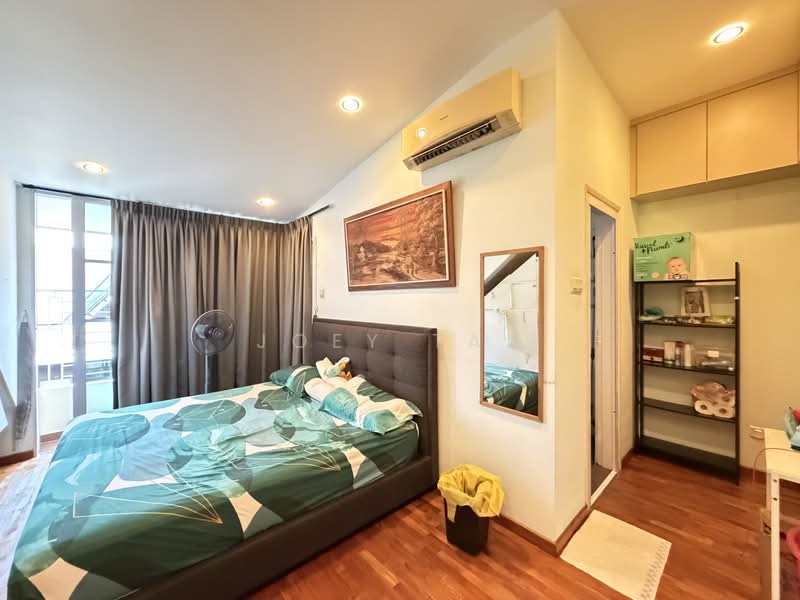 Norma terrace, Norma terrace, 5 Bedrooms, 3,050 sqft, Terraced House For Sale, by Joey Tan, 500131408 - Bedroom - PropertyGuru.com.sg