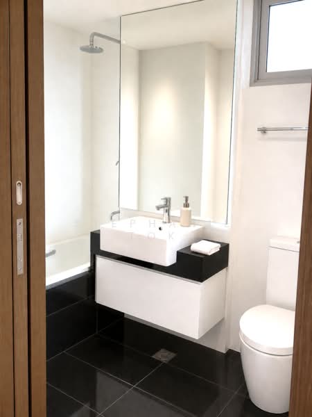 Moda, 42 East Coast Road, 2 Bedrooms, 646 sqft, Apartment For Sale, by Stephanie Tok, 500131414 - Bathroom - PropertyGuru.com.sg