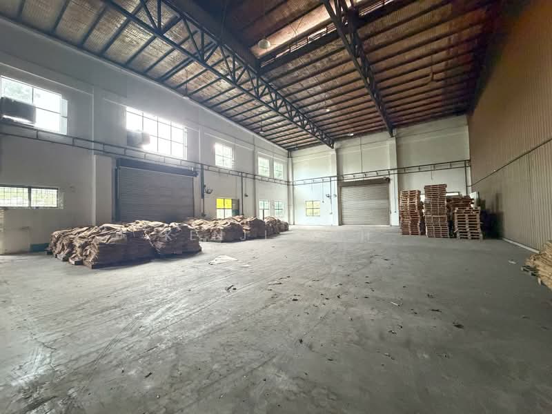 Senoko South Road, , 3,175 sqft, Factory / Workshop (B2) For Sale, by Kenji Goh, 500131416 - Interior - CommercialGuru.com.sg