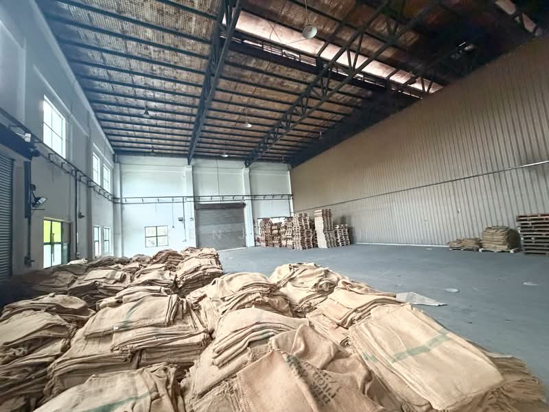 Senoko South Road, , 3,175 sqft, Factory / Workshop (B2) For Sale, by Kenji Goh, 500131416 - Interior - CommercialGuru.com.sg