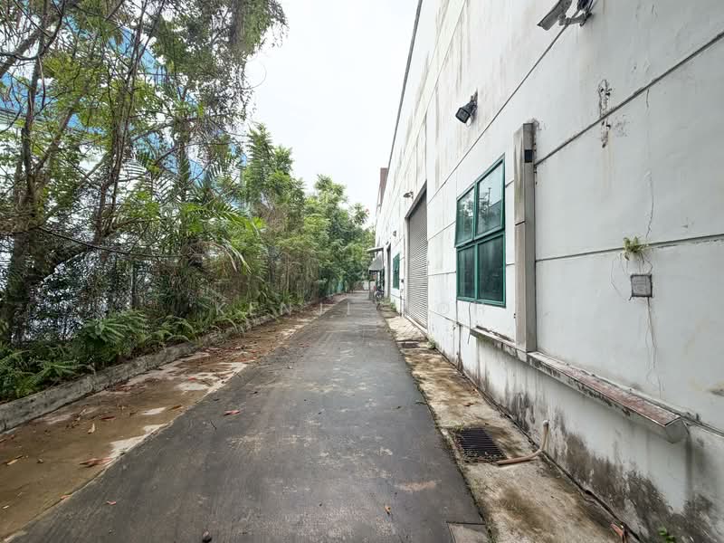Senoko South Road, , 3,175 sqft, Factory / Workshop (B2) For Sale, by Kenji Goh, 500131416 - Exterior - CommercialGuru.com.sg