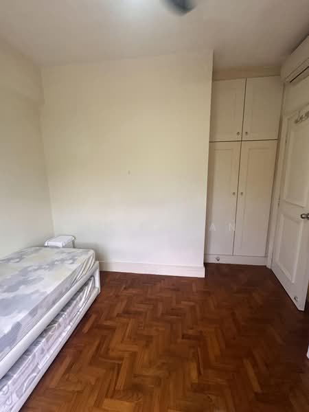 Parkview Apartments, 1 Bukit Batok Street 25, Room Rental, 200 sqft, Apartment For Rent, by Daniel Tan, 500131419 - Bedroom - PropertyGuru.com.sg