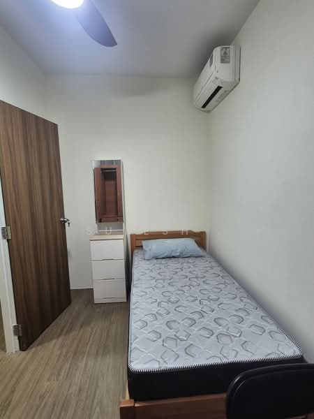 Orchid Park Condominium, 87 Yishun Street 81, Room Rental, 150 sqft, Condominium For Rent, by Suresh ., 500131421 - Bedroom - PropertyGuru.com.sg