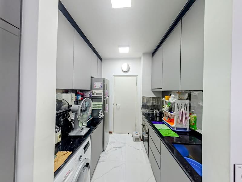 The Ramford, 6 Rambai Road, 3 Bedrooms, 1,044 sqft, Apartment For Sale, by Grace  LIONG 梁礜從, 500131424 - Kitchen - PropertyGuru.com.sg