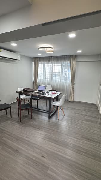 121 Serangoon North Avenue 1, 121 Serangoon North Avenue 1, 3 Bedrooms, 1,302 sqft, HDB Flat For Rent, by PETER HO, 500131425 - PropertyGuru.com.sg