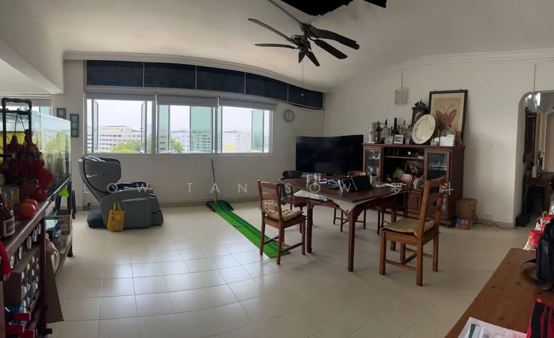 127 Tampines Street 11, 127 Tampines Street 11, Studio, 1,485 sqft, HDB Flat For Sale, by Low Tan Sow 罗 斗 赐, 500131437 - Living Room - PropertyGuru.com.sg