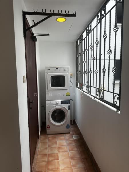 The Mayfair, 3 Jurong East Street 32, Room Rental, 220 sqft, Condominium For Rent, by Gino Pan, 500131461 - Balcony - PropertyGuru.com.sg