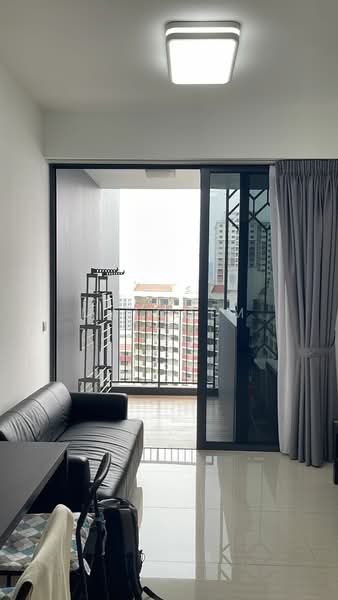 Gem Residences, , 2 Bedrooms, 570 sqft, Condominium For Sale, by Malcolm Toh, 500131486 - Living Room - PropertyGuru.com.sg