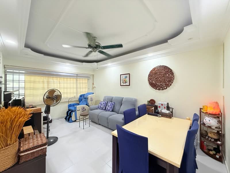 352 Choa Chu Kang Central, 352 Choa Chu Kang Central, 3 Bedrooms, 1,119 sqft, HDB Flat For Sale, by Jose Loh Zhenhao, 500131488 - Living Room - PropertyGuru.com.sg