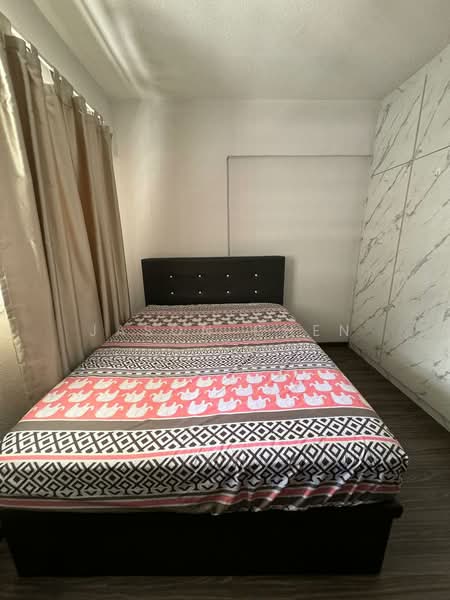 428 Tampines Street 41, 428 Tampines Street 41, 4 Bedrooms, 1,593 sqft, HDB Flat For Rent, by Jason Chen, 500131490 - Bedroom - PropertyGuru.com.sg