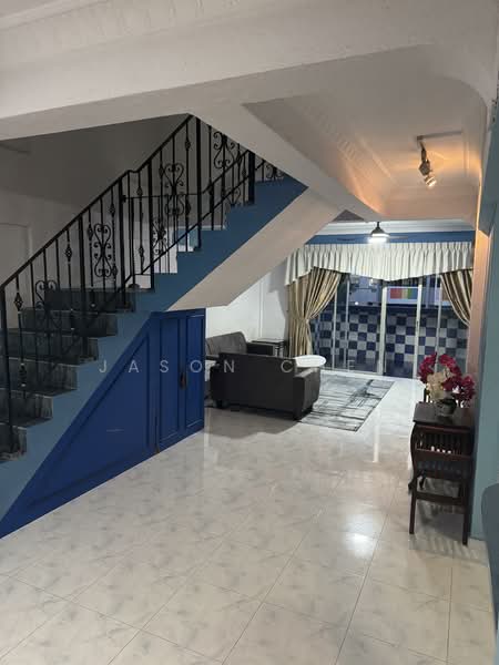 428 Tampines Street 41, 428 Tampines Street 41, 4 Bedrooms, 1,593 sqft, HDB Flat For Rent, by Jason Chen, 500131490 - Living Room - PropertyGuru.com.sg
