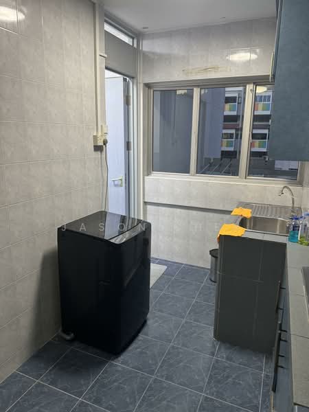 428 Tampines Street 41, 428 Tampines Street 41, 4 Bedrooms, 1,593 sqft, HDB Flat For Rent, by Jason Chen, 500131490 - Kitchen - PropertyGuru.com.sg