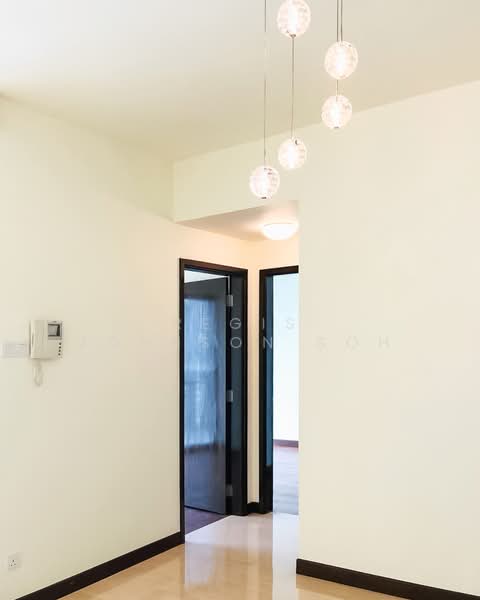 Watermark Robertson Quay, 1 Rodyk Street, 2 Bedrooms, 915 sqft, Apartment For Sale, by Regis Johnson Soh, 500131509 - Interior - PropertyGuru.com.sg