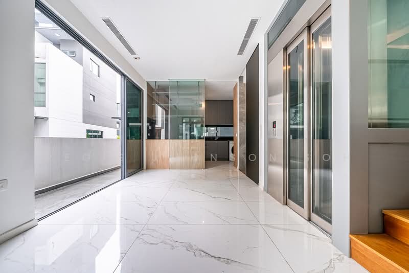 Belgravia Green, Belgravia Drive, 5 Bedrooms, 3,638 sqft, Corner Terrace For Sale, by Regis Johnson Soh, 500131516 - Kitchen - PropertyGuru.com.sg