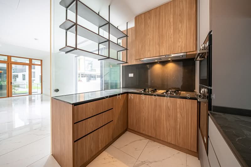 Belgravia Green, Belgravia Drive, 5 Bedrooms, 3,638 sqft, Corner Terrace For Sale, by Regis Johnson Soh, 500131516 - Kitchen - PropertyGuru.com.sg