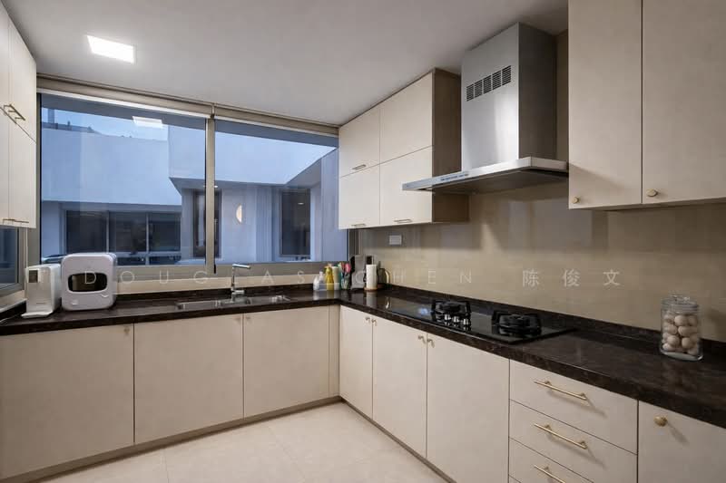The Seafront on Meyer, 55 Meyer Road, 3 Bedrooms, 1,615 sqft, Condominium For Rent, by Douglas Chen 陈俊文, 500131519 - Kitchen - PropertyGuru.com.sg