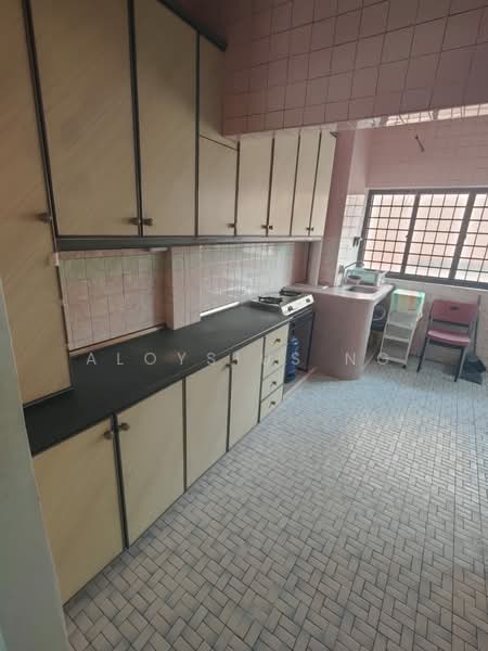 For Rent - 43 Holland Drive