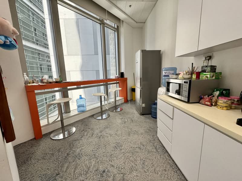 61 Robinson, 61 Robinson Road, 1,830 sqft, Office For Rent, by Benjamin Ng, 500131525 - Kitchen - CommercialGuru.com.sg