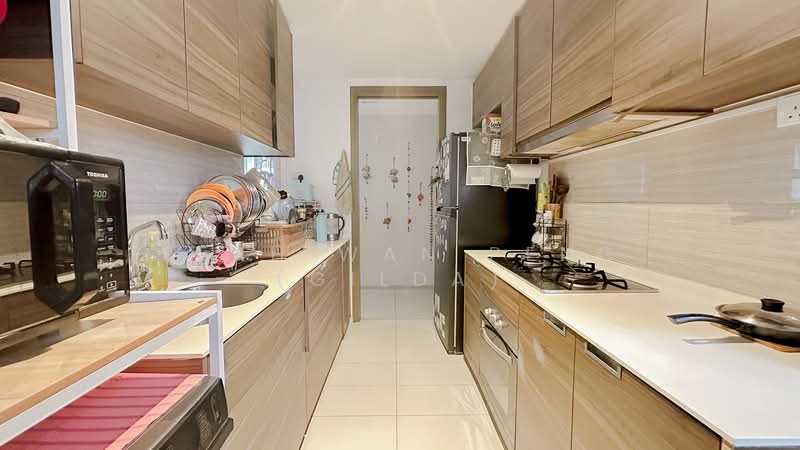 Lush Acres, Sengkang West Way/Fernvale, 3 Bedrooms, 1,130 sqft, Executive Condominium For Sale, by Seah Wan Peng (Gilda), 500131540 - Kitchen - PropertyGuru.com.sg
