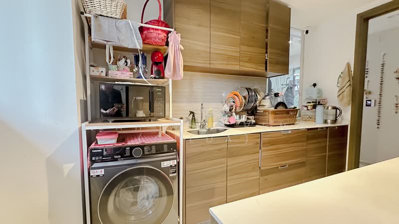 Lush Acres, Sengkang West Way/Fernvale, 3 Bedrooms, 1,130 sqft, Executive Condominium For Sale, by Seah Wan Peng (Gilda), 500131540 - Kitchen - PropertyGuru.com.sg