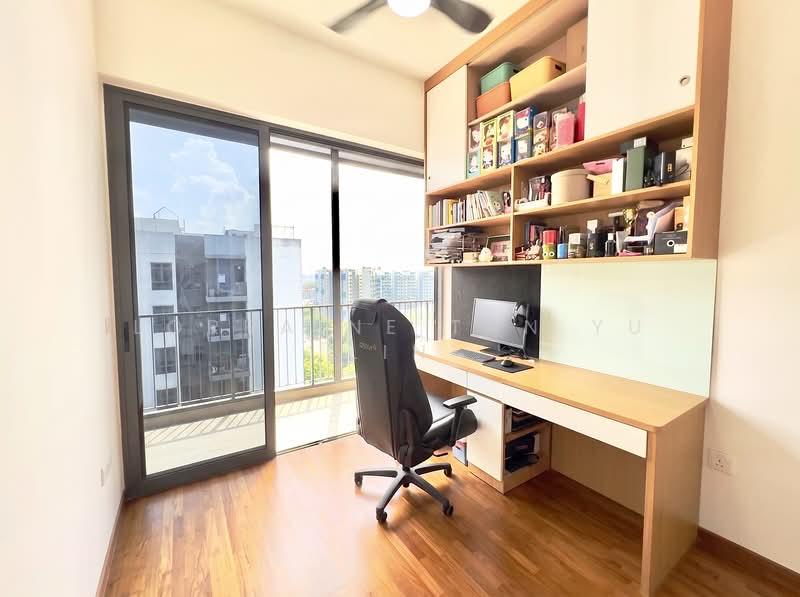 Signature At Yishun, 31 Yishun Street 51, 3 Bedrooms, 1,099 sqft, Executive Condominium For Sale, by Lorraine Tan Yu Lin, 500131543 - Study - PropertyGuru.com.sg