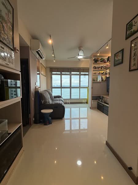 421C Northshore Drive, 421C Northshore Drive, 2 Bedrooms, 732 sqft, HDB Flat For Sale, by Yenn Ni, 500131549 - Living Room - PropertyGuru.com.sg