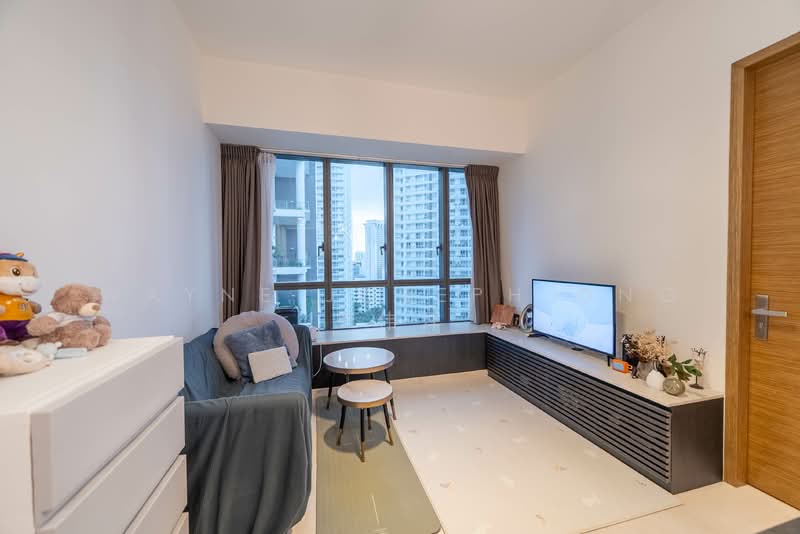 8 Saint Thomas, , 1 Bedroom, 506 sqft, Condominium For Sale, by Wayne Joseph Ong 王伟洋, 500131563 - Living Room - PropertyGuru.com.sg