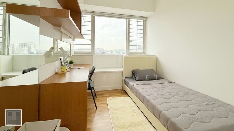 The Centris, 65 Jurong West Central 3, Room Rental, 150 sqft, Condominium For Rent, by Wu JiaWei, 500131566 - CR4 - PropertyGuru.com.sg