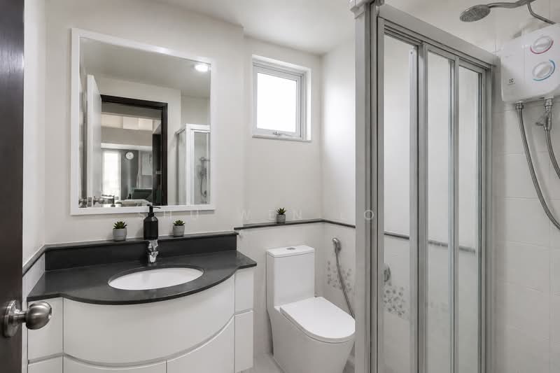 Euphony Gardens, 5 Jalan Mata Ayer, 4 Bedrooms, 2,088 sqft, Condominium For Rent, by Shu Wen Low, 500131586 - Bathroom - PropertyGuru.com.sg