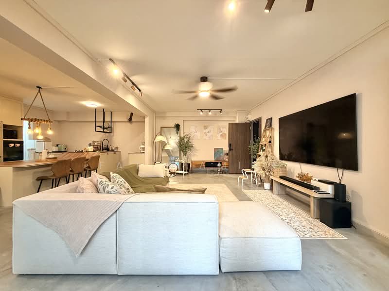 786D Woodlands Drive 60, 786D Woodlands Drive 60, 3 Bedrooms, 1,313 sqft, HDB Flat For Sale, by Fatin Amira, 500131587 - Living Room - PropertyGuru.com.sg