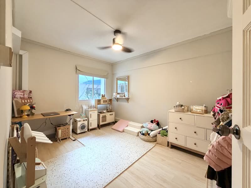 786D Woodlands Drive 60, 786D Woodlands Drive 60, 3 Bedrooms, 1,313 sqft, HDB Flat For Sale, by Fatin Amira, 500131587 - Bedroom - PropertyGuru.com.sg