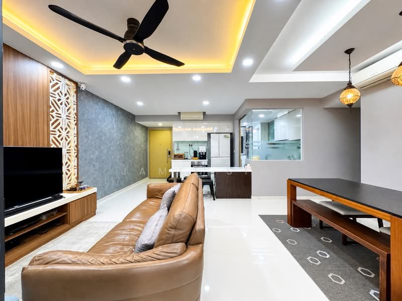 Twin Waterfalls, 120 Punggol Walk, 4 Bedrooms, 1,238 sqft, Executive Condominium For Sale, by Jamie Sim, 500131597 - Living Room - PropertyGuru.com.sg