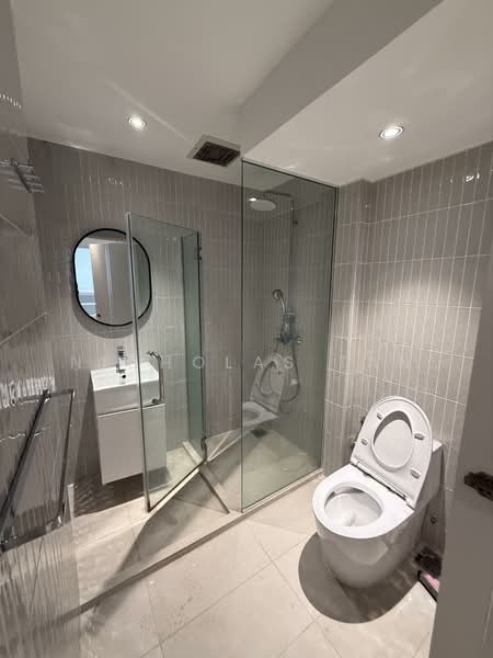 Watten Residences, 22D Watten Rise, 4 Bedrooms, 4,822 sqft, Cluster House For Sale, by Nicholas Tan, 500131615 - Bathroom - PropertyGuru.com.sg