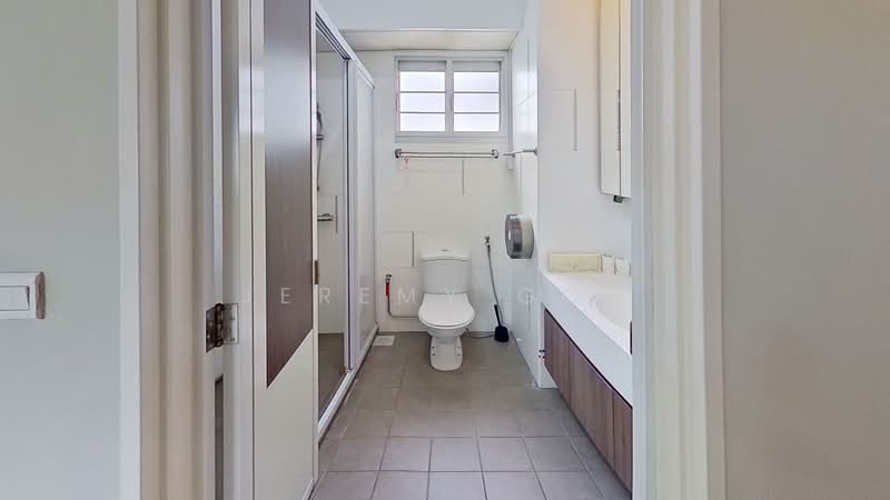 21 Teban Gardens Road, 21 Teban Gardens Road, 3 Bedrooms, 1,270 sqft, HDB Flat For Sale, by Jeremy Goh, 500131632 - Bathroom - PropertyGuru.com.sg
