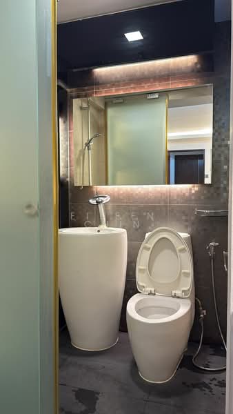 625 Ang Mo Kio Avenue 9, 625 Ang Mo Kio Avenue 9, 2 Bedrooms, 721 sqft, HDB Flat For Rent, by Eileen Chin, 500131640 - Bathroom - PropertyGuru.com.sg