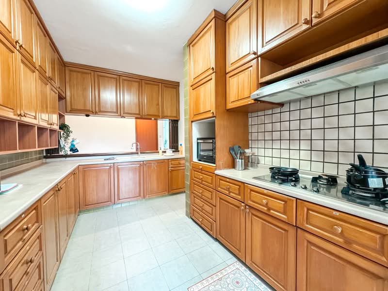 Ridgewood Condominium, 1 Ridgewood Close, Room Rental, 250 sqft, Condominium For Rent, by Karen Tan, 500131645 - PropertyGuru.com.sg