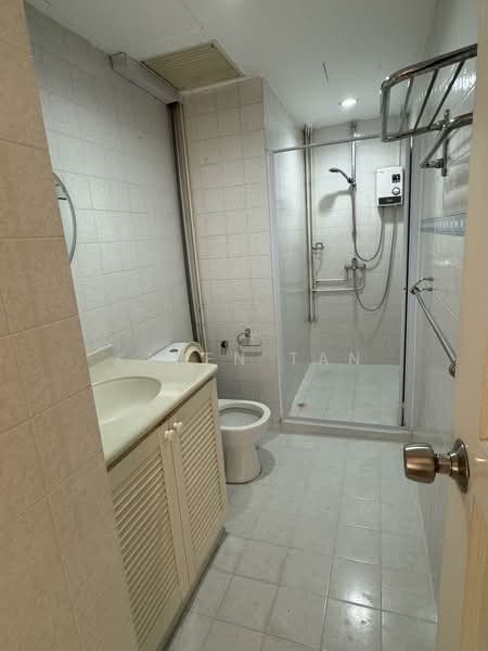 Ridgewood Condominium, 1 Ridgewood Close, Room Rental, 250 sqft, Condominium For Rent, by Karen Tan, 500131645 - PropertyGuru.com.sg