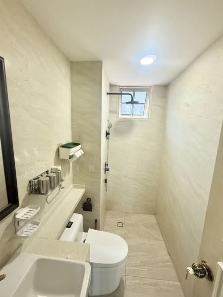 St. Patrick's Green, 49 St. Patrick's Road, 3 Bedrooms, 1,130 sqft, Condominium For Sale, by Zan Sim (沈瓒延), 500131662 - Bathroom - PropertyGuru.com.sg
