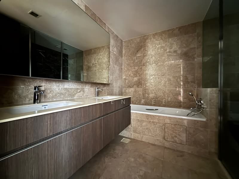 eCO, 261 Bedok South Avenue 3, 5 Bedrooms, 3,563 sqft, Condominium For Sale, by Jansen Kee, 500131670 - Bathroom - PropertyGuru.com.sg