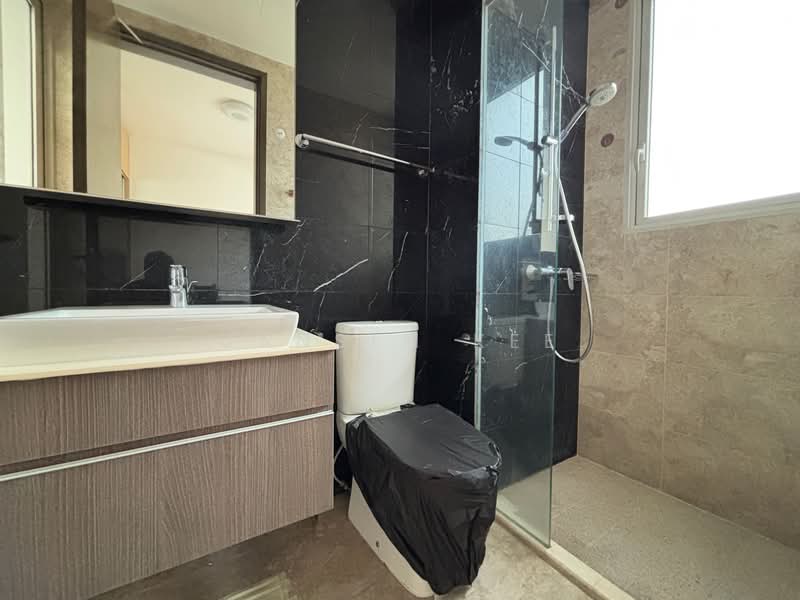 eCO, 261 Bedok South Avenue 3, 5 Bedrooms, 3,563 sqft, Condominium For Sale, by Jansen Kee, 500131670 - Bathroom - PropertyGuru.com.sg