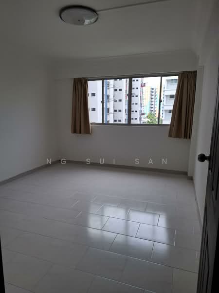 663 Yishun Avenue 4, 663 Yishun Avenue 4, 3 Bedrooms, 1,300 sqft, HDB Flat For Rent, by Ng Sui San, 500131692 - Bedroom - PropertyGuru.com.sg