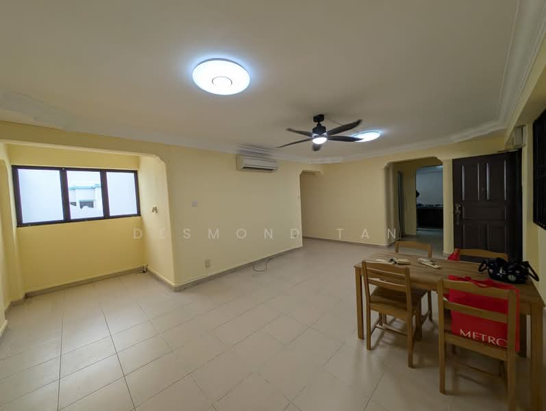 512 Woodlands Drive 14, 512 Woodlands Drive 14, 2 Bedrooms, 800 sqft, HDB Flat For Rent, by Desmond Tan, 500131703 - Living Room - PropertyGuru.com.sg