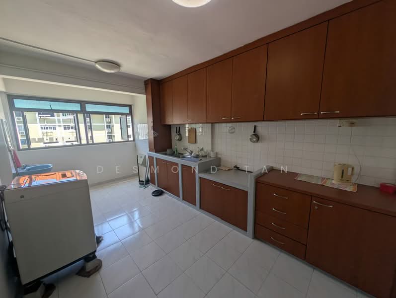 536 Upper Cross Street, 536 Upper Cross Street, 2 Bedrooms, 731 sqft, HDB Flat For Sale, by Desmond Tan, 500131705 - Kitchen - PropertyGuru.com.sg