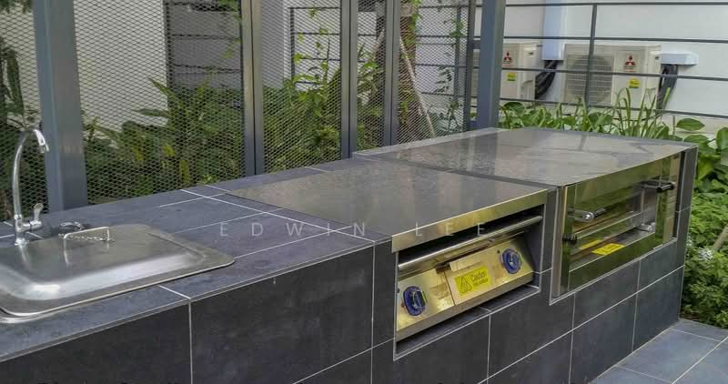 La Fiesta, Sengkang Square, 3 Bedrooms, 1,001 sqft, Condominium For Rent, by Edwin Lee, 500131717 - Exterior - PropertyGuru.com.sg