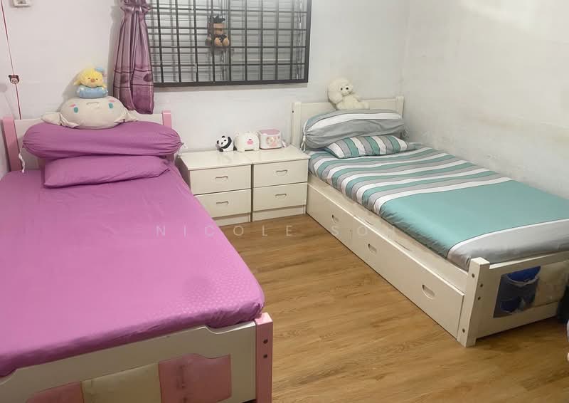 3 Lorong 7 Toa Payoh, 3 Lorong 7 Toa Payoh, 3 Bedrooms, 732 sqft, HDB Flat For Sale, by Nicole Soh, 500131720 - Bedroom - PropertyGuru.com.sg