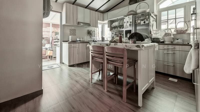 Eminence - Rare 2.5 storeys freehold Corner Terrace @ Kembangan D14, Jalan Senang, 6 Bedrooms, 4,500 sqft, Corner Terrace For Sale, by Yew Shien Ping, 500131743 - Kitchen - PropertyGuru.com.sg