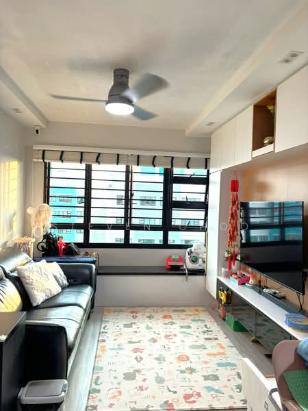 548A Segar Road, 548A Segar Road, Room Rental, 120 sqft, HDB Flat For Rent, by Steven Choo, 500131745 - Living Room - PropertyGuru.com.sg